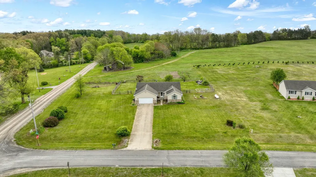 3427 Leeomi Drive Raisin Township MI 49229