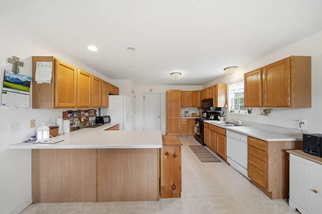 3427 Leeomi Drive Raisin Township MI 49229