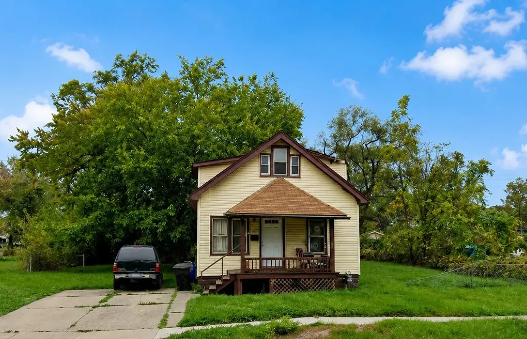 1523 E Nevada Street Detroit City MI 48234
