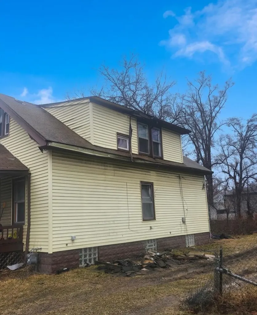 1523 E Nevada Street Detroit City MI 48234