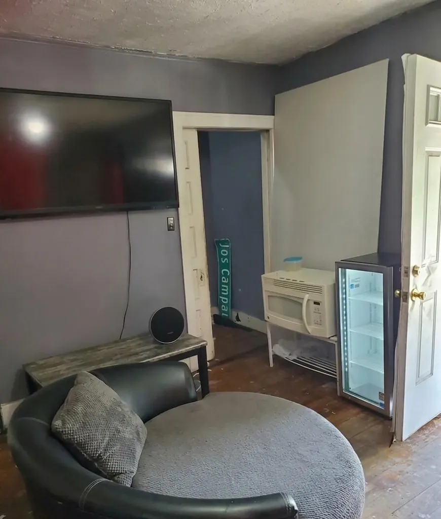 1523 E Nevada Street Detroit City MI 48234