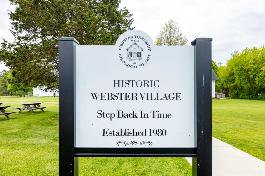 8470 Merrill Road Webster Township MI 48189