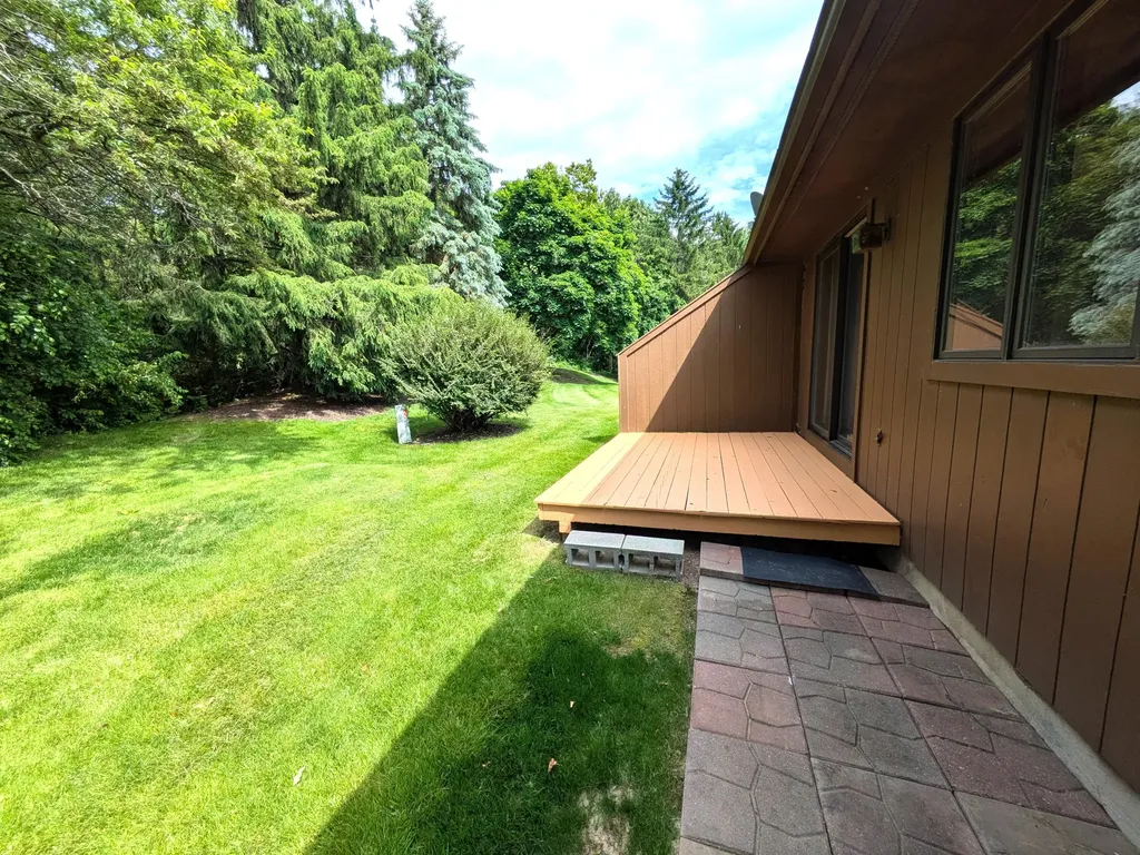 599 Echo Court Saline City MI 48176