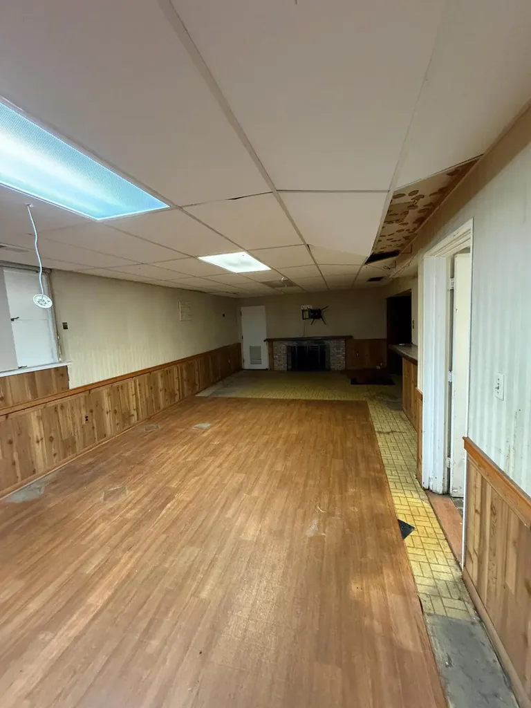 1322 Woodkrest Drive Flint Charter Township MI 48532