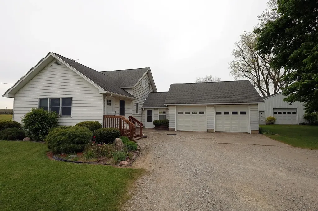 6740 Austin Road Saline Township MI 48176