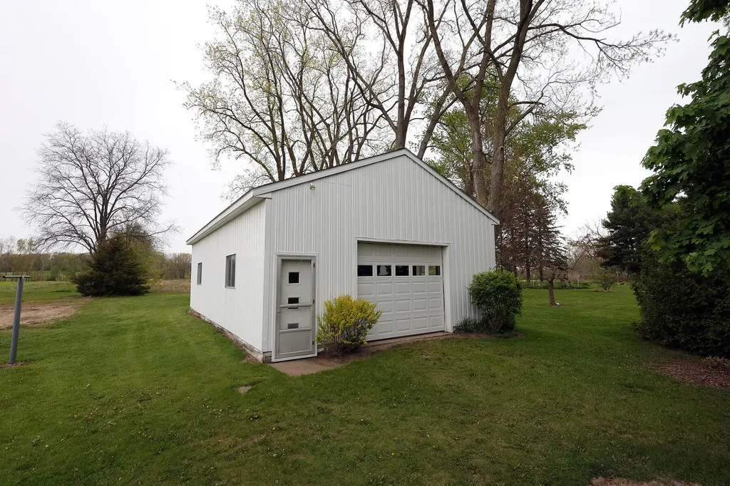 6740 Austin Road Saline Township MI 48176