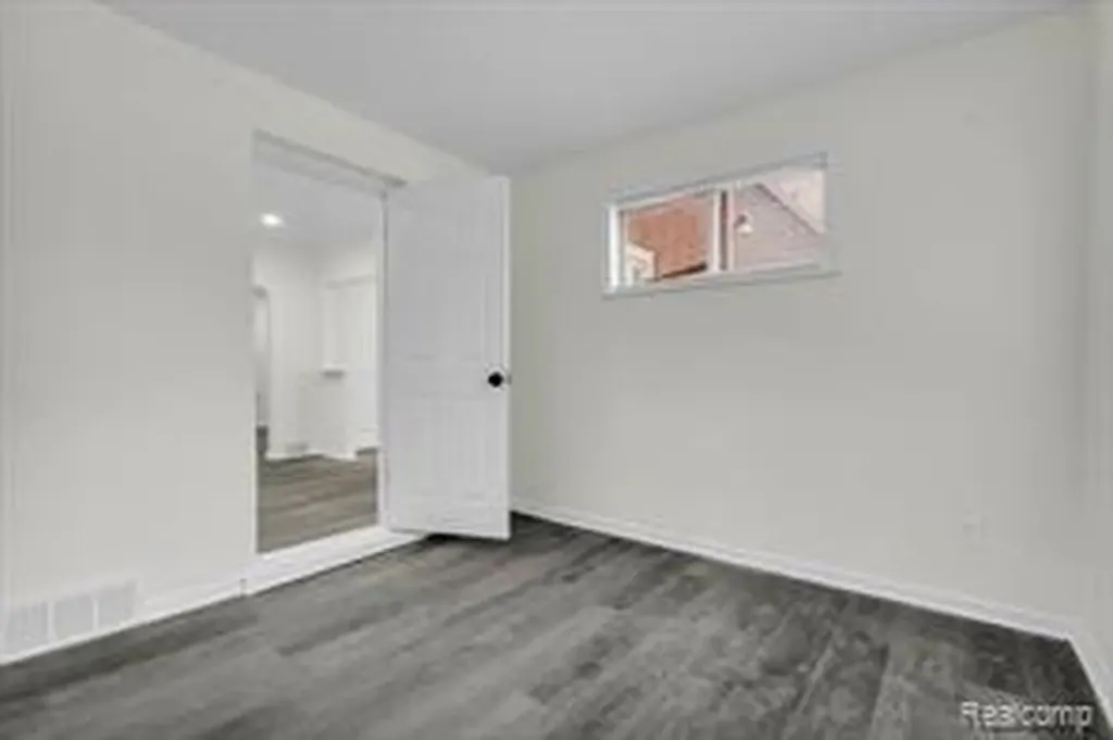 14513 Artesian Street Detroit City MI 48223