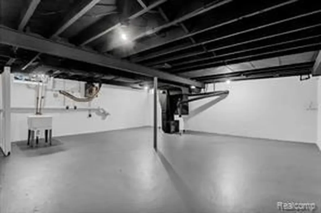 14513 Artesian Street Detroit City MI 48223