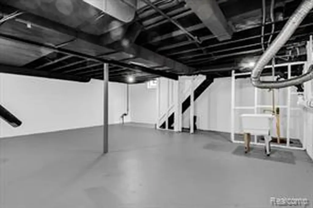 14513 Artesian Street Detroit City MI 48223