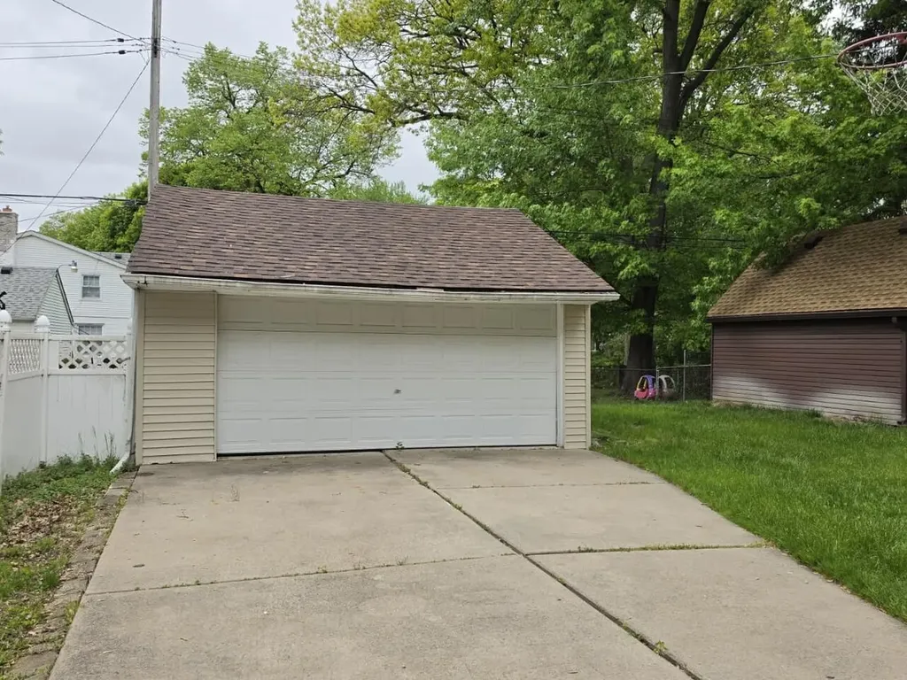 14513 Artesian Street Detroit City MI 48223