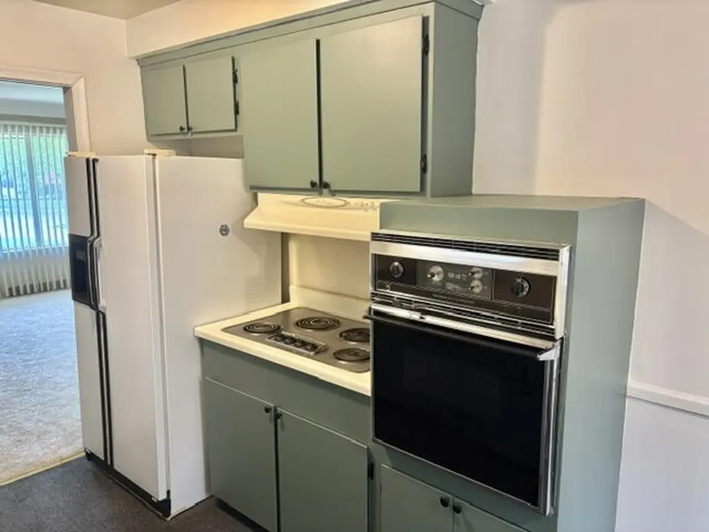 27669 Mackenzie Court Westland City MI 48185