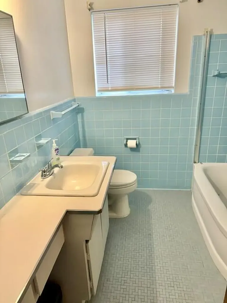 27669 Mackenzie Court Westland City MI 48185