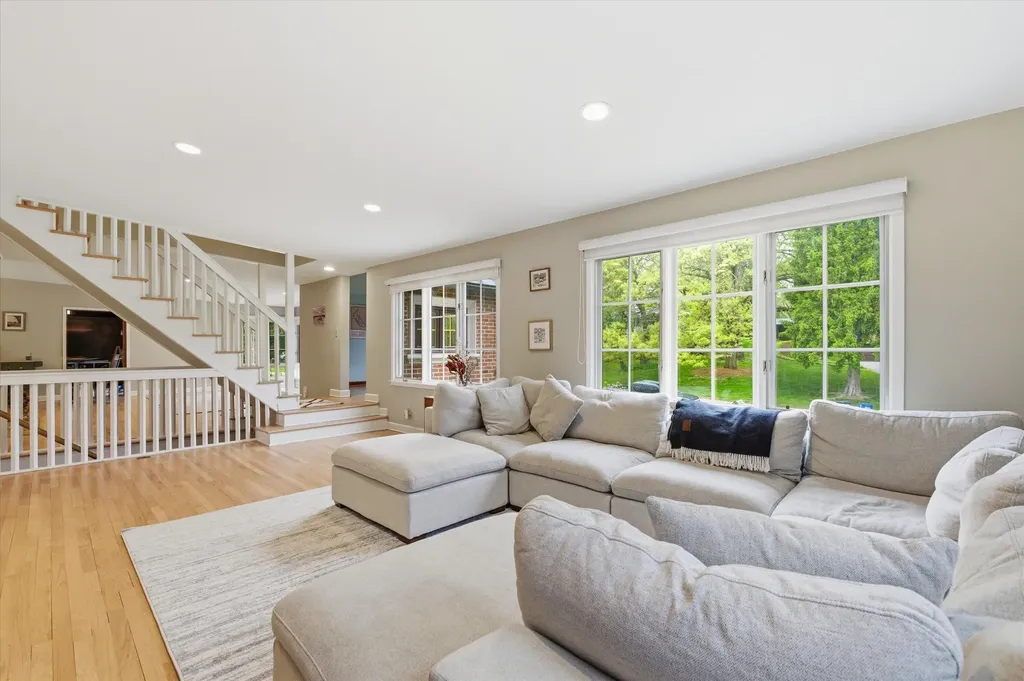 1041 Heather Way Ann Arbor City MI 48104