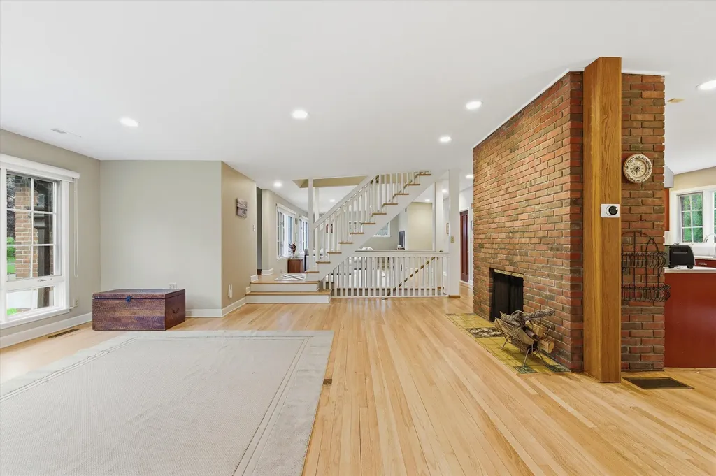 1041 Heather Way Ann Arbor City MI 48104