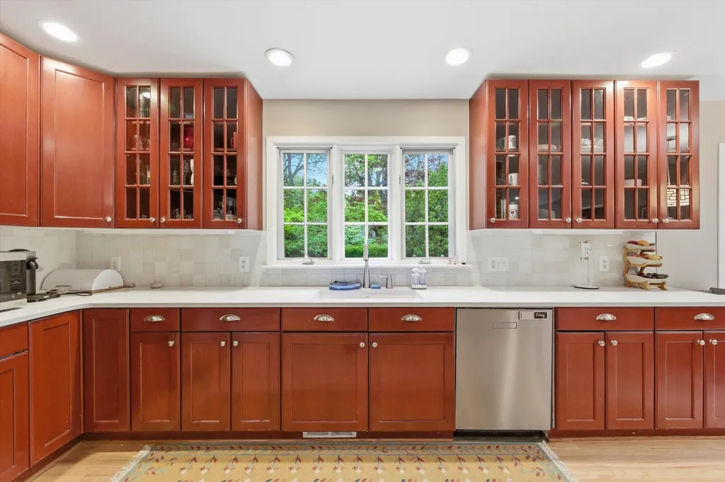 1041 Heather Way Ann Arbor City MI 48104