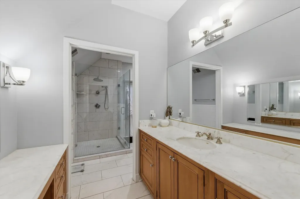 1041 Heather Way Ann Arbor City MI 48104