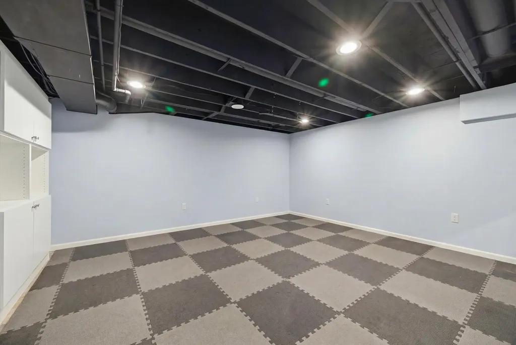 1041 Heather Way Ann Arbor City MI 48104