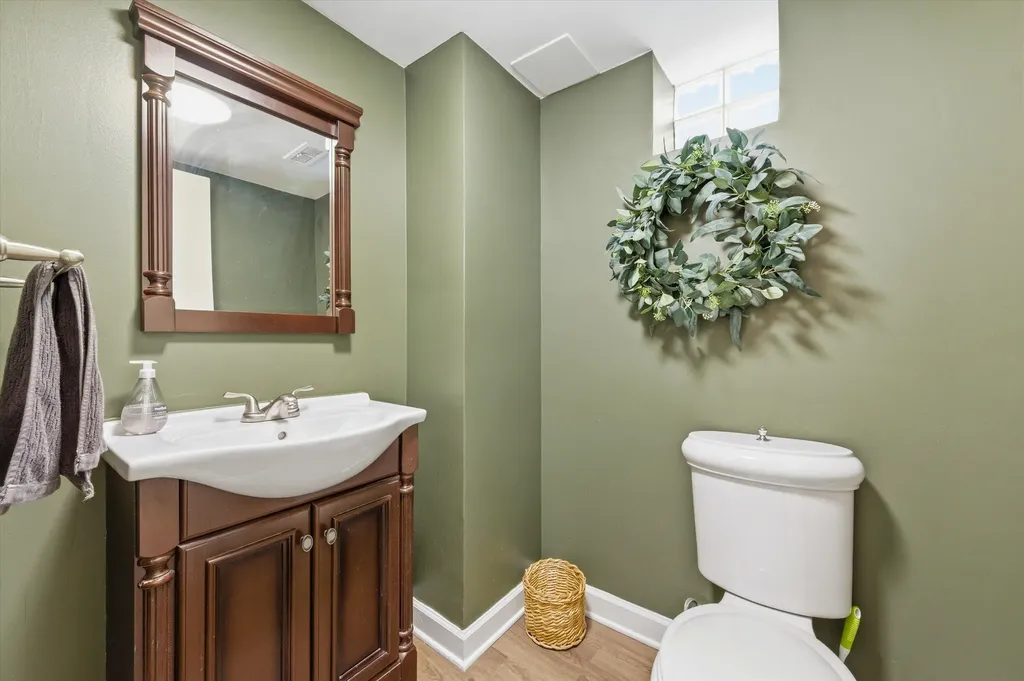 1041 Heather Way Ann Arbor City MI 48104
