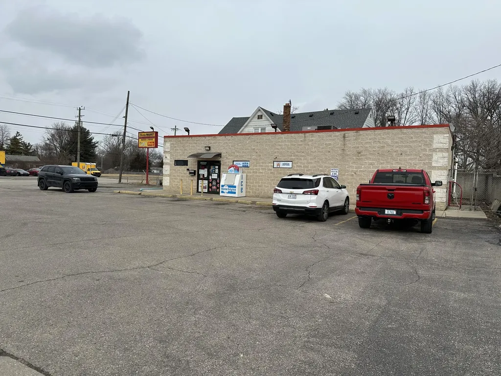 3116 E 9 Mile Road Warren City MI 48091