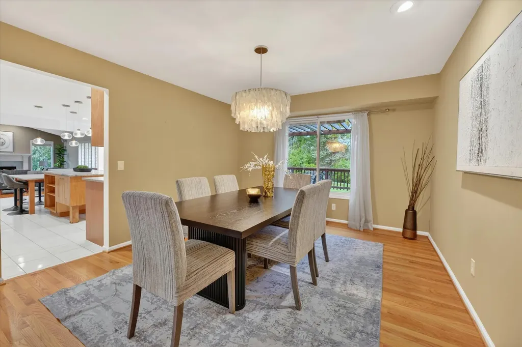 1452 Lockmoor Drive Troy City MI 48084