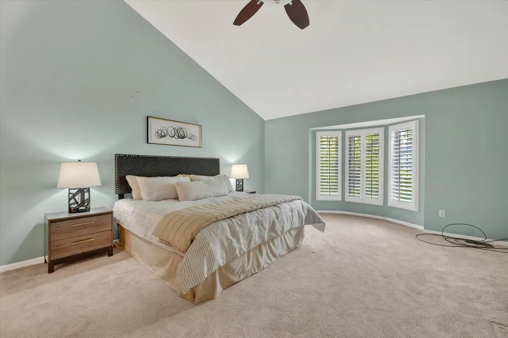 1452 Lockmoor Drive Troy City MI 48084