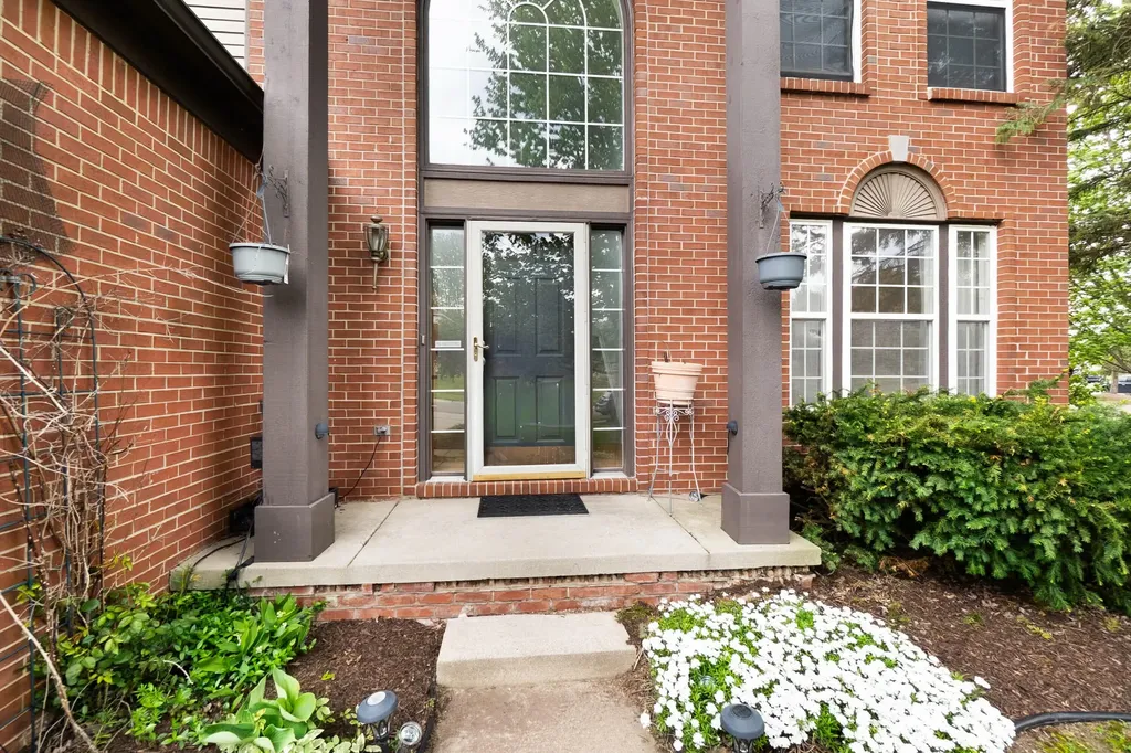 399 Quail Ridge Court Waterford Charter Township MI 48327