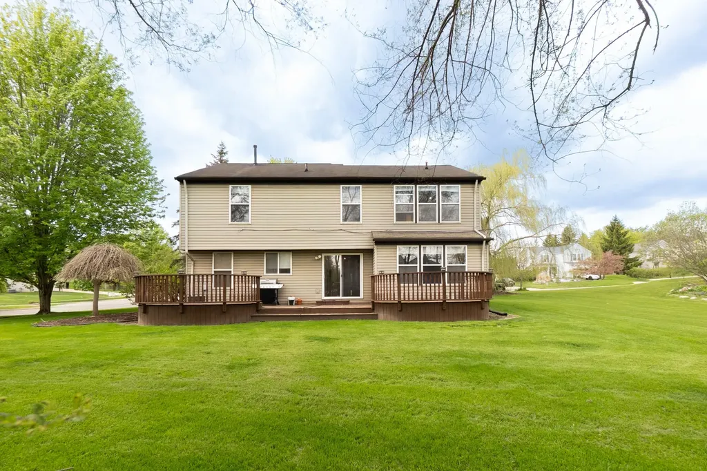 399 Quail Ridge Court Waterford Charter Township MI 48327