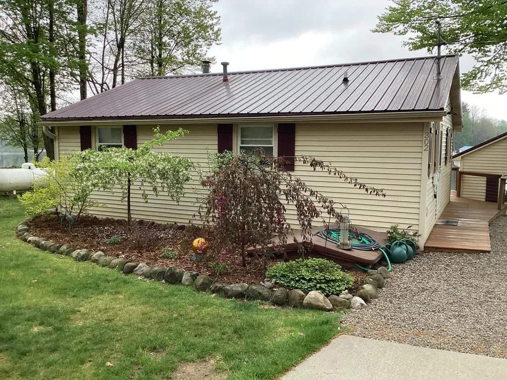 302 & 304 Eastland Drive Rose Lake Township MI 49655
