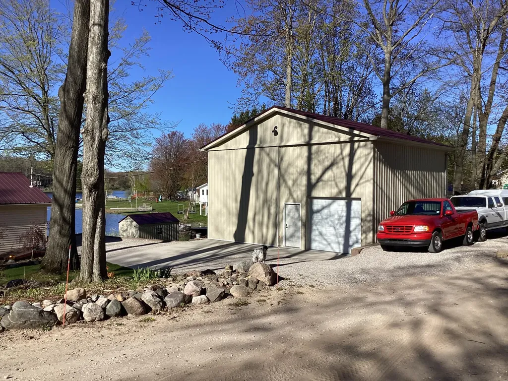 302 & 304 Eastland Drive Rose Lake Township MI 49655