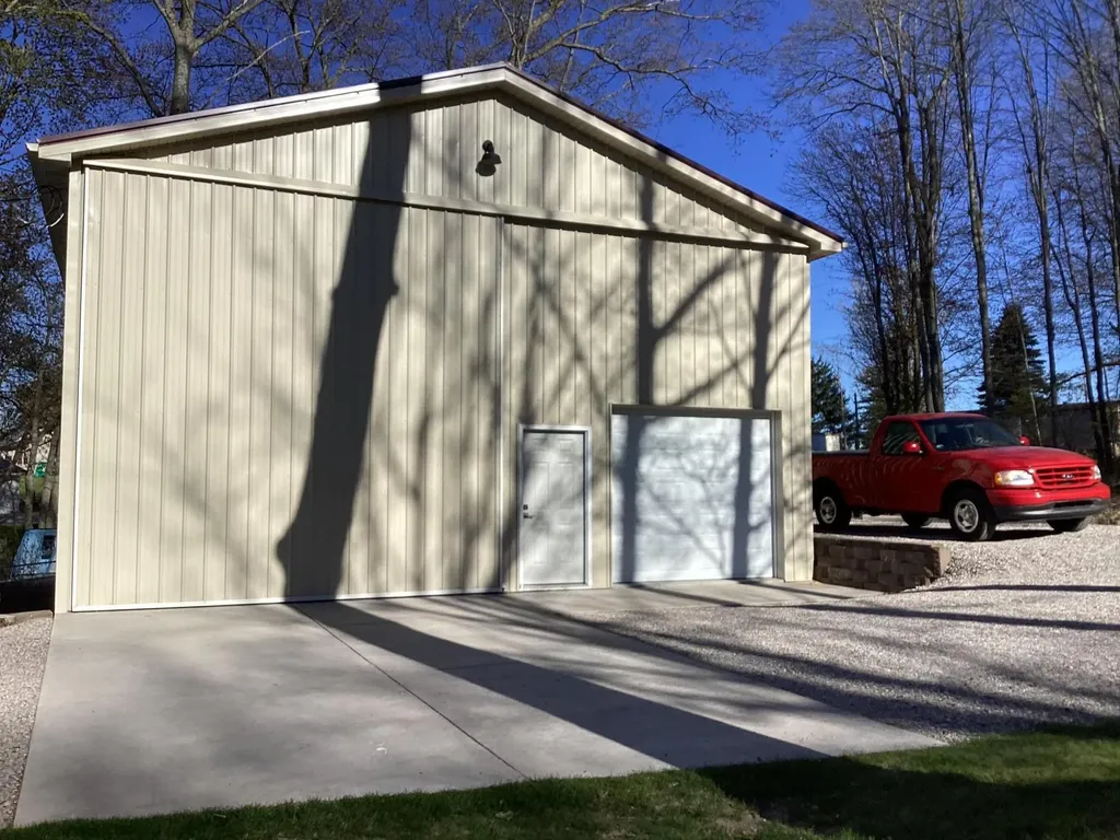 302 & 304 Eastland Drive Rose Lake Township MI 49655