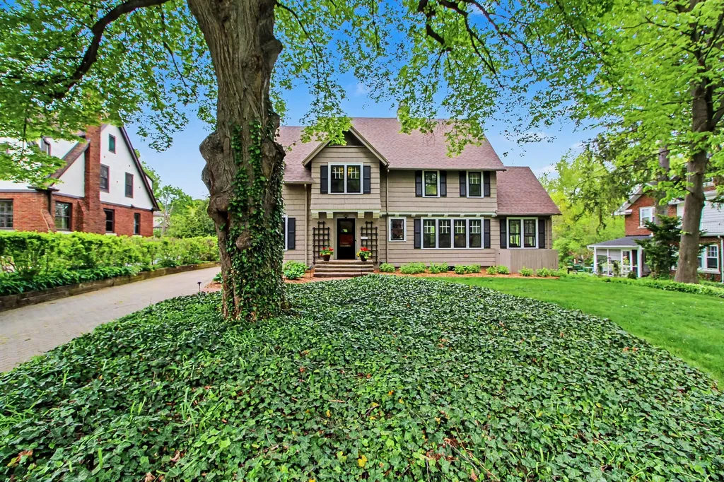 2105 Devonshire Road Ann Arbor City MI 48104