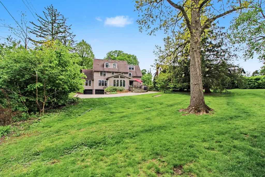 2105 Devonshire Road Ann Arbor City MI 48104