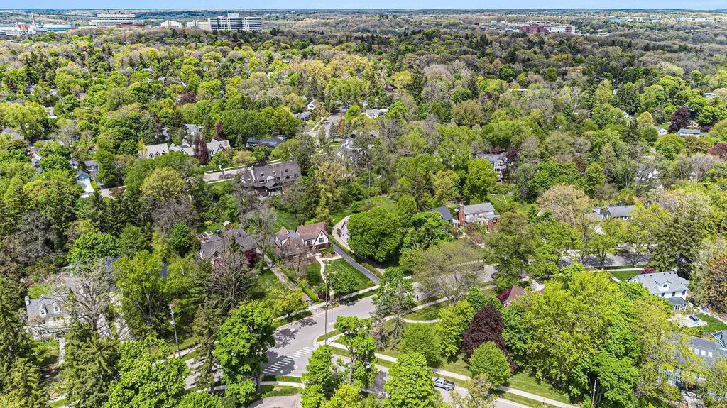 2105 Devonshire Road Ann Arbor City MI 48104