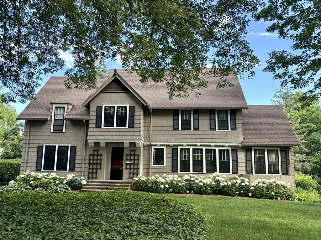 2105 Devonshire Road Ann Arbor City MI 48104