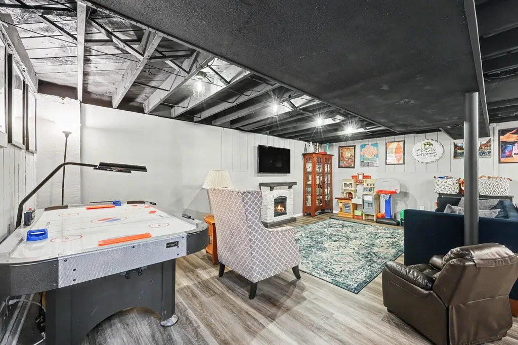 3621 Eli Road Ann Arbor City MI 48104