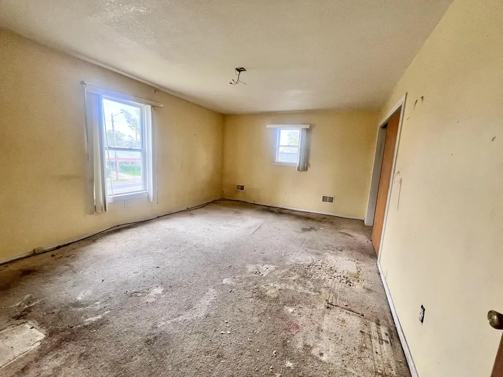 20043 Wyoming Avenue Detroit City MI 48221