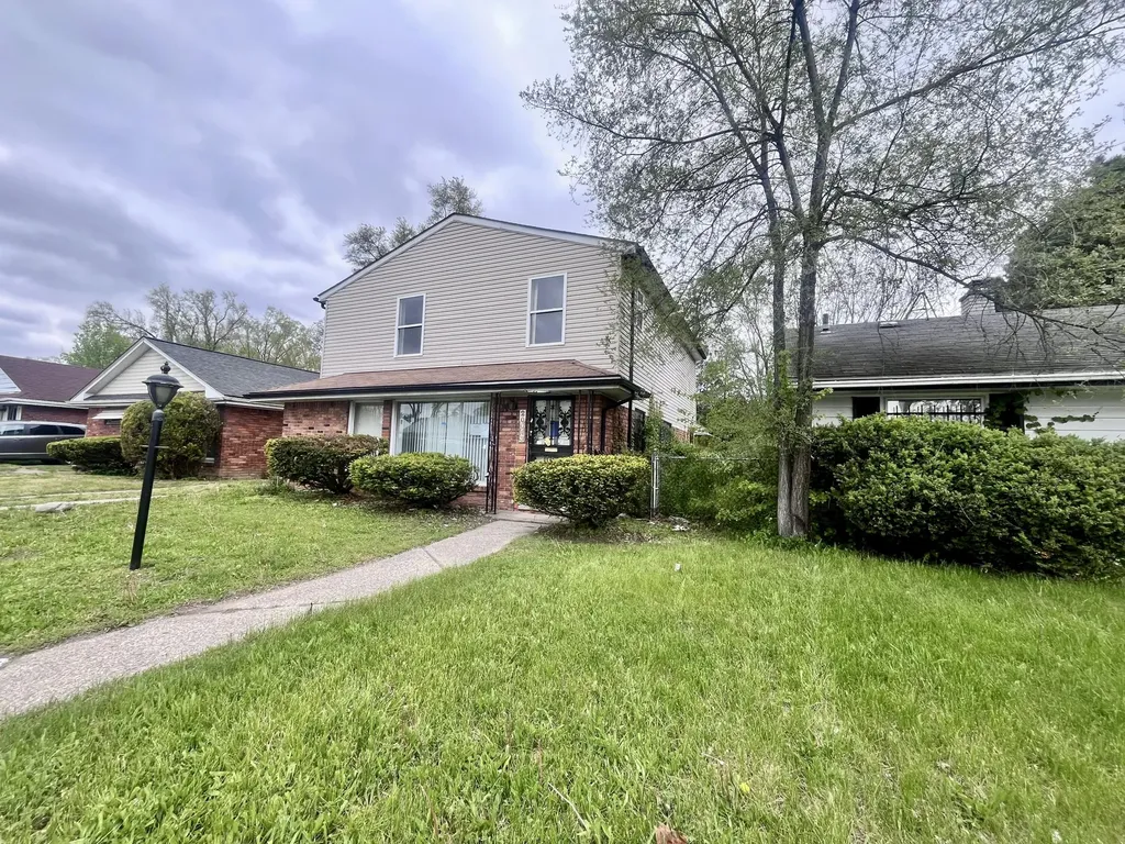 20043 Wyoming Avenue Detroit City MI 48221
