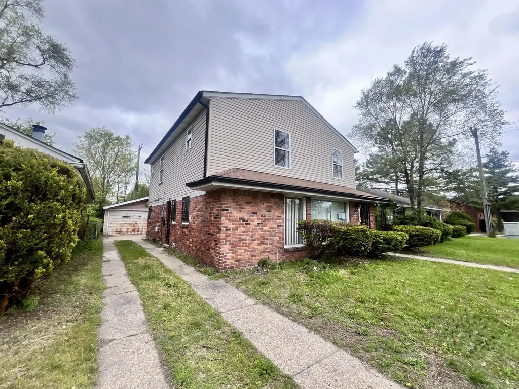 20043 Wyoming Avenue Detroit City MI 48221