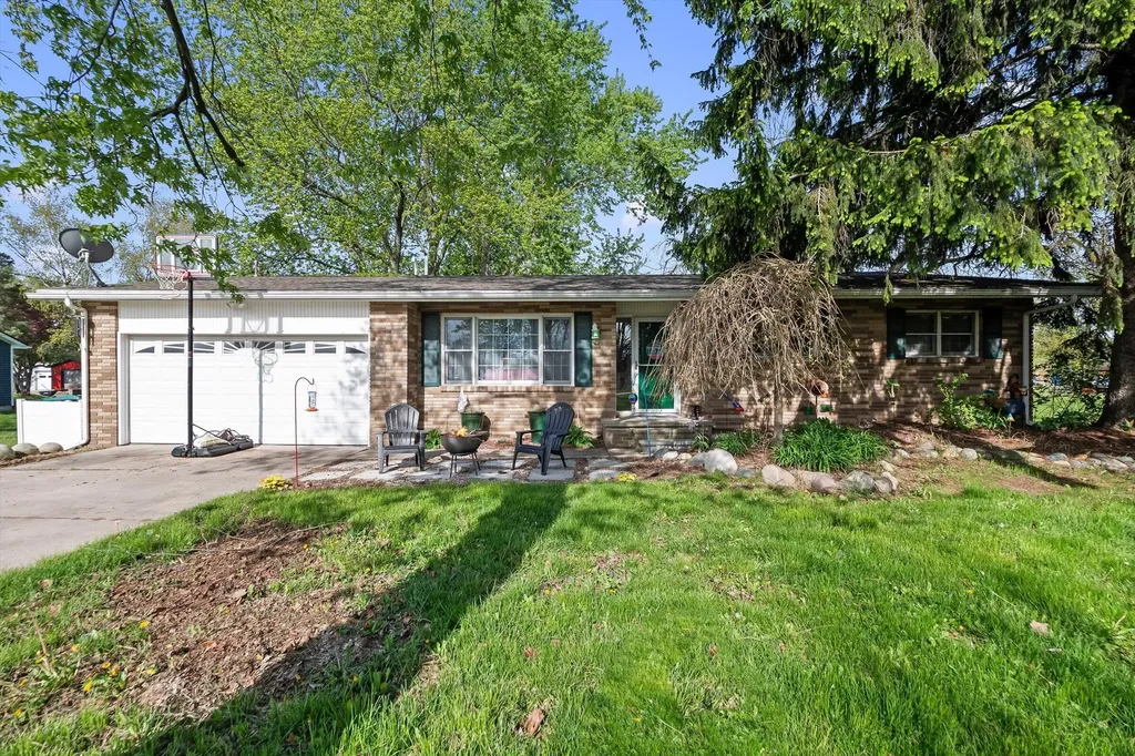 2030 Bauman Road Columbus Township MI 48063