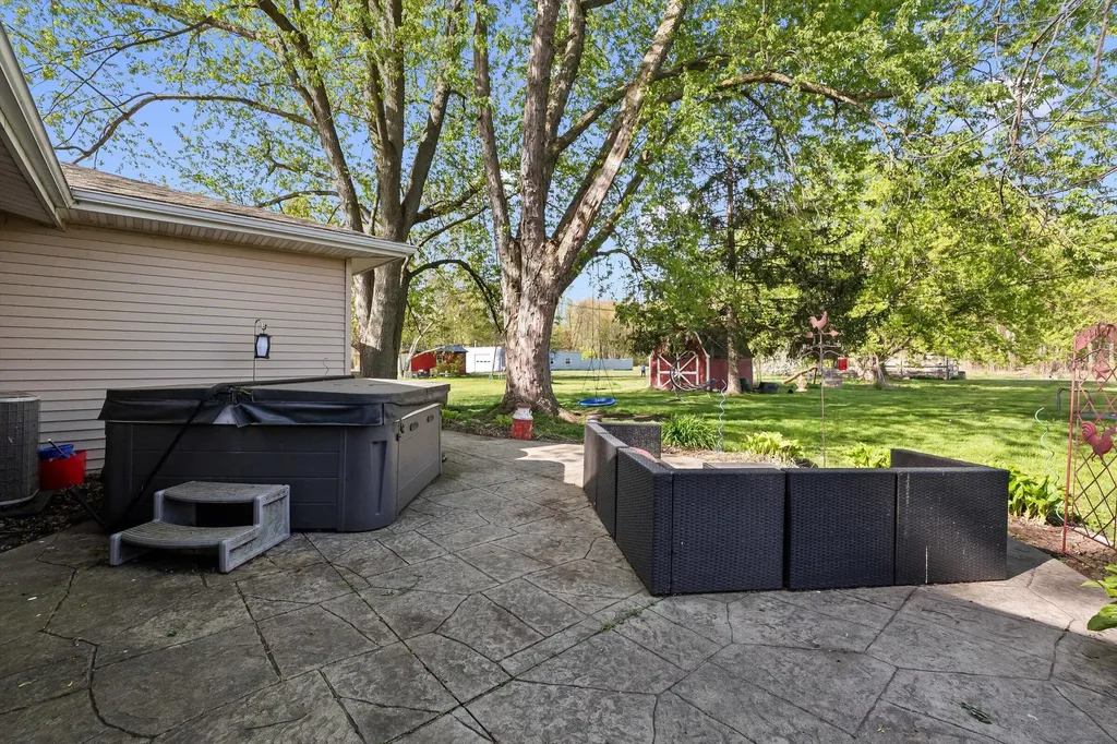 2030 Bauman Road Columbus Township MI 48063