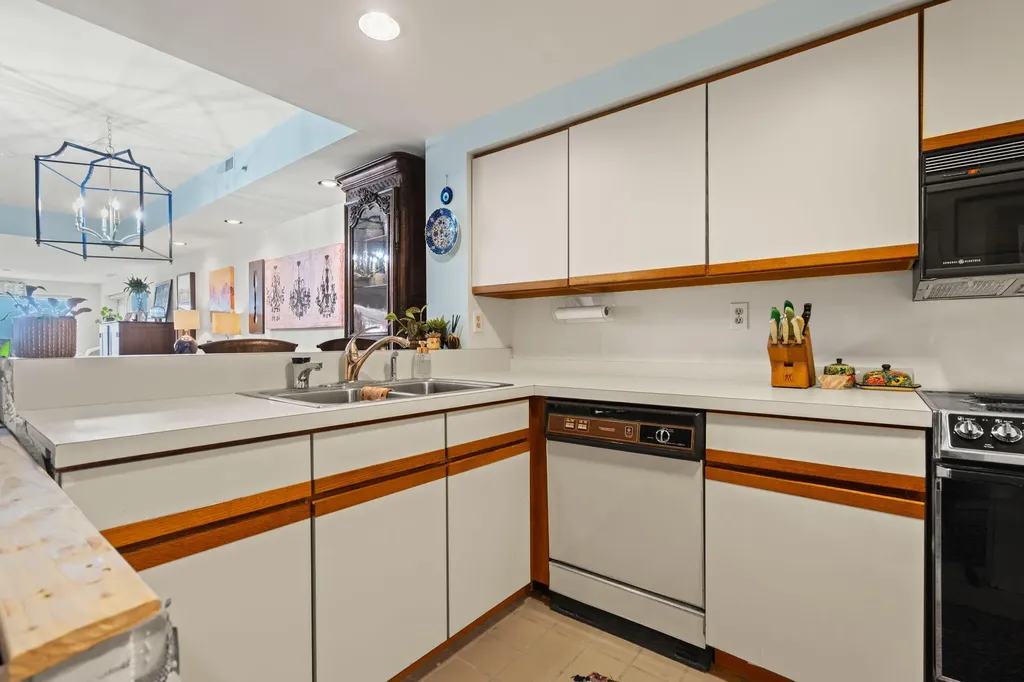 505 E Huron Street Ann Arbor City MI 48104