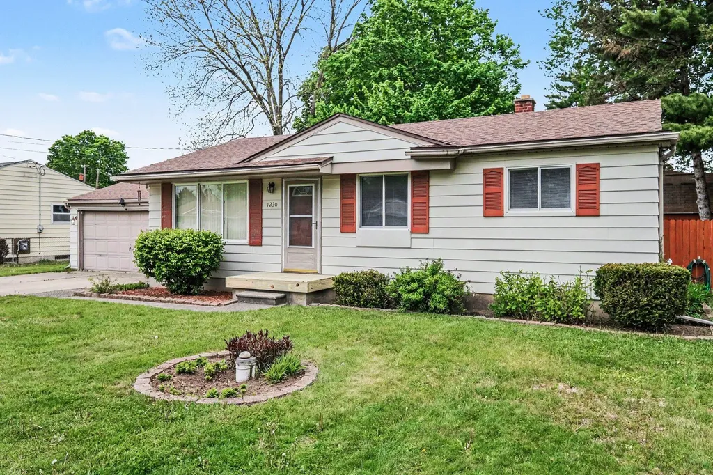 1230 Peachwood Drive Genesee Charter Township MI 48507