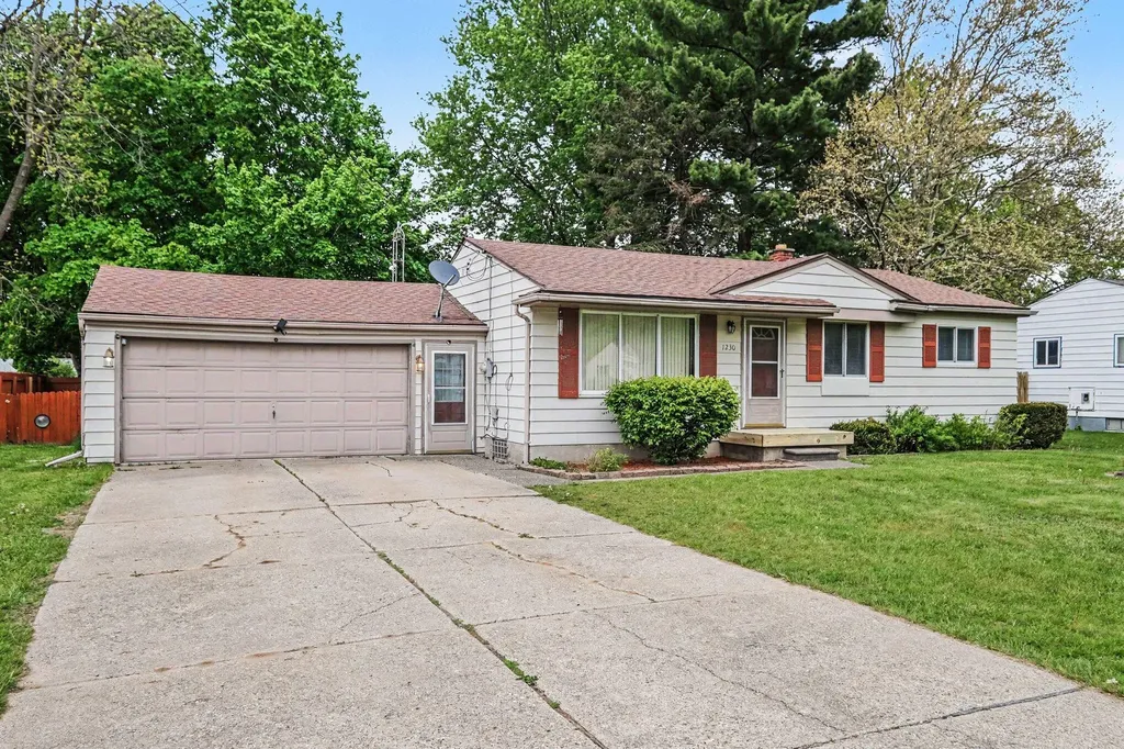 1230 Peachwood Drive Genesee Charter Township MI 48507