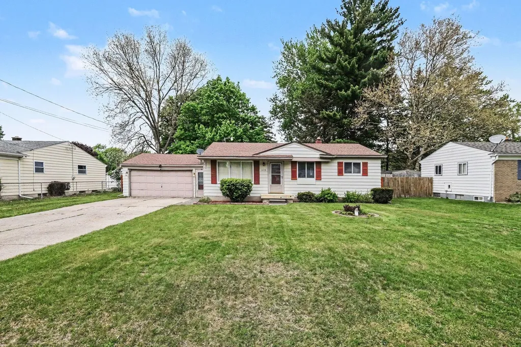 1230 Peachwood Drive Genesee Charter Township MI 48507