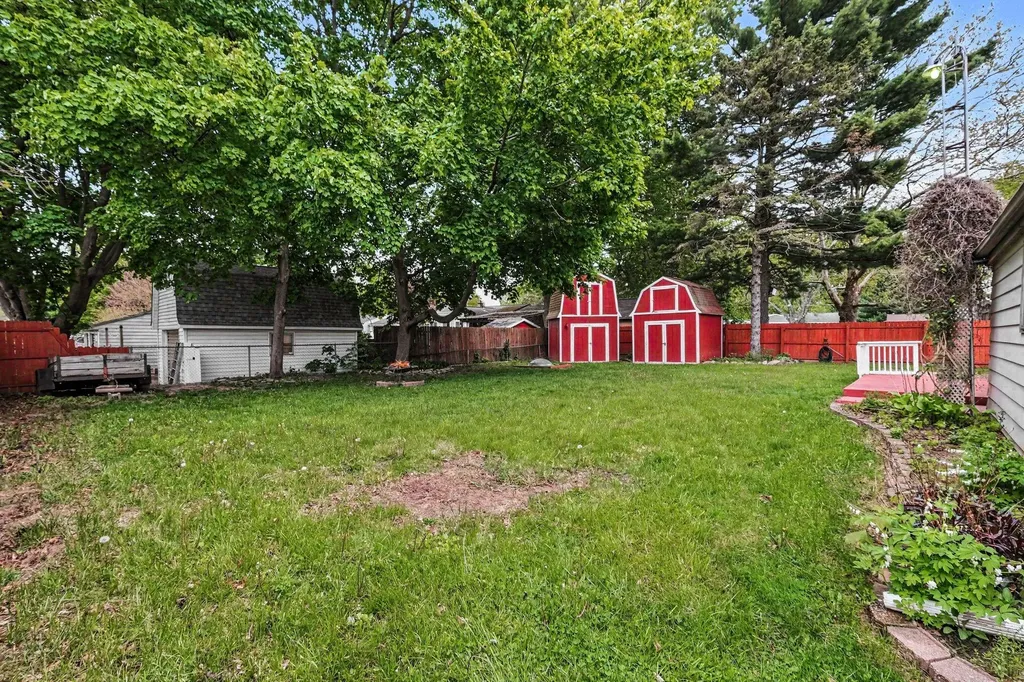 1230 Peachwood Drive Genesee Charter Township MI 48507