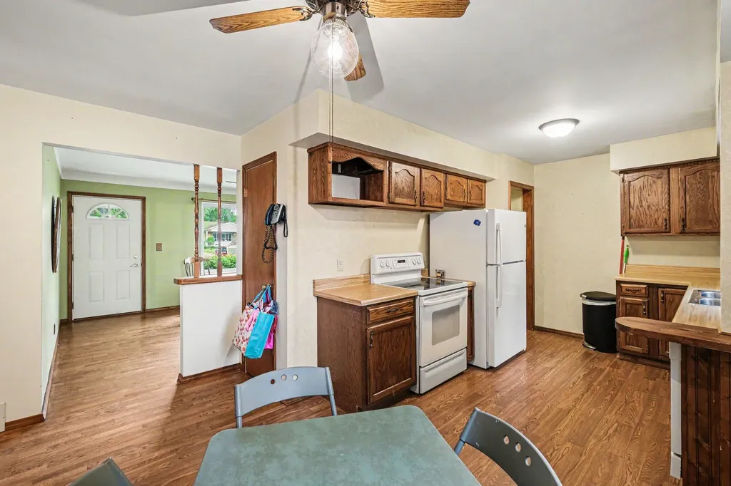 1230 Peachwood Drive Genesee Charter Township MI 48507