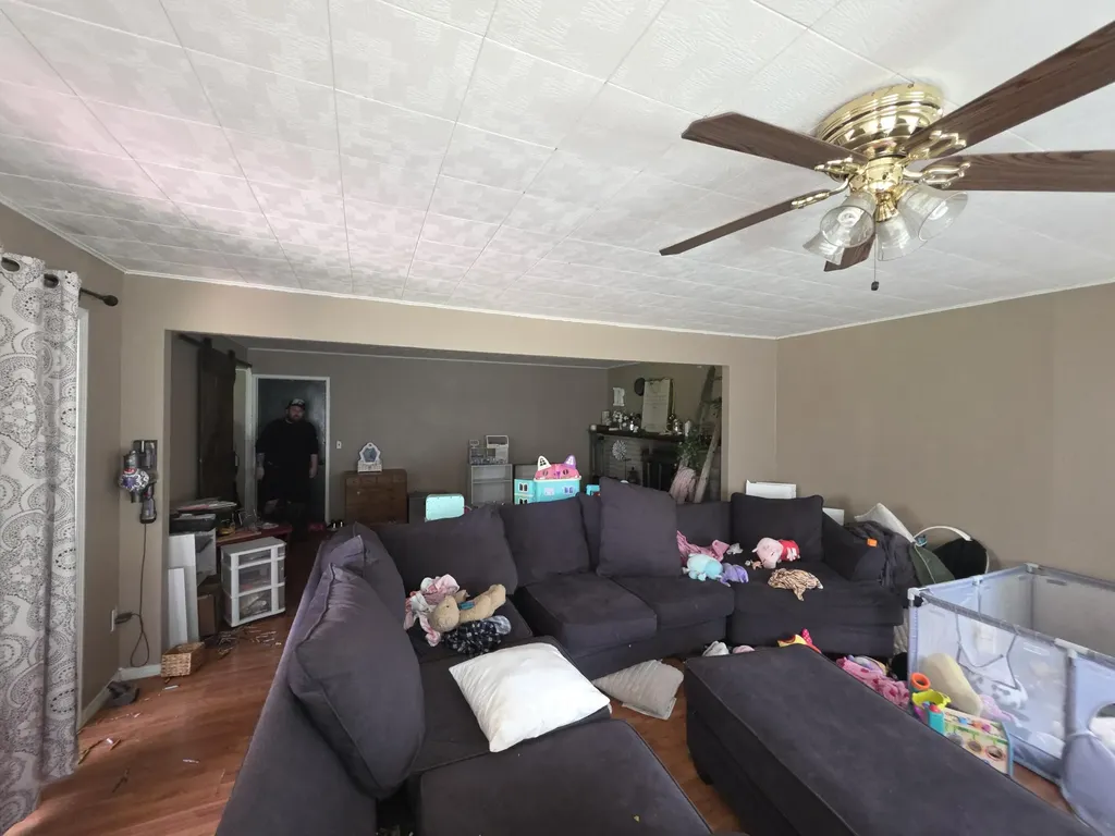 35340 Monza Court Sterling Heights City MI 48312