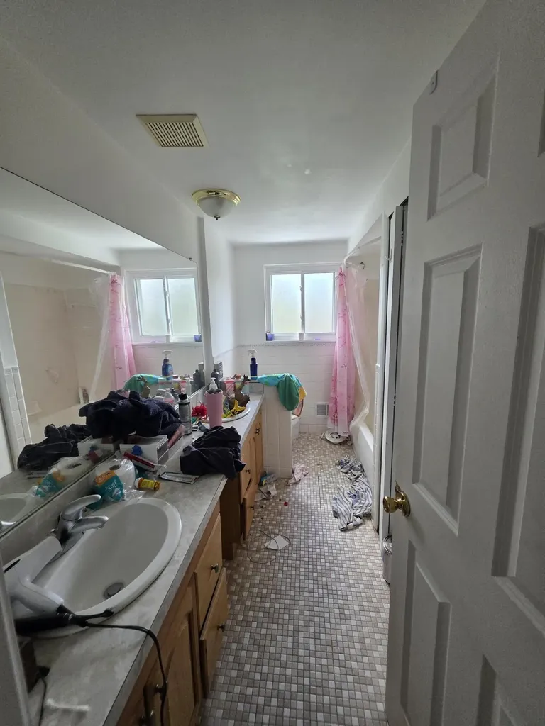 35340 Monza Court Sterling Heights City MI 48312