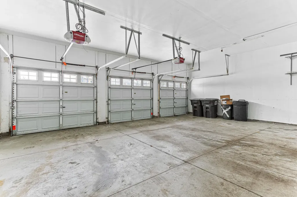 49896 Parkside Drive Northville Township MI 48168