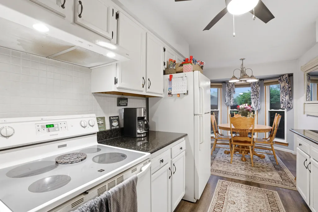 41379 Southwind Drive Canton Charter Township MI 48188